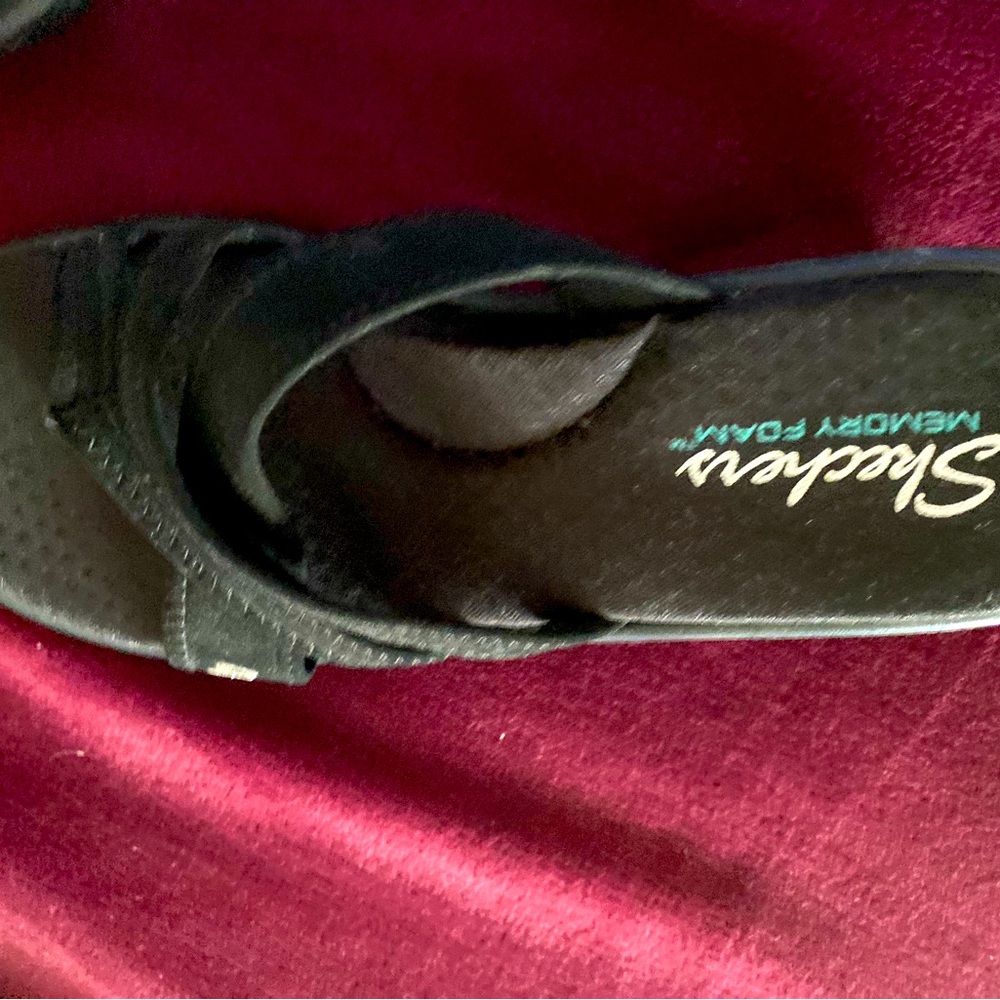 Brand New Skechers strapless heals size 9